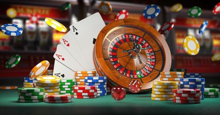 မြန်မာ ကစားသမား ဖုန်းဖြင့် e92 slot အွန်လိုင်း စလော့ Spin နှိပ်နေသောမြင်ကွင်း